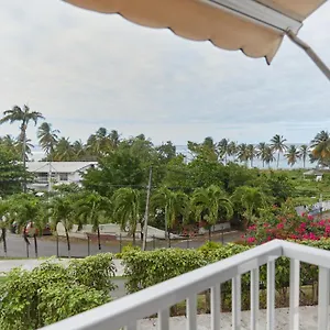 agreable-studio-face-a-la-plage.comcaribbean.com/