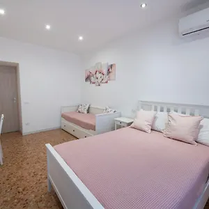 Apartamento Casa Rosa Beige E Blu, Roma