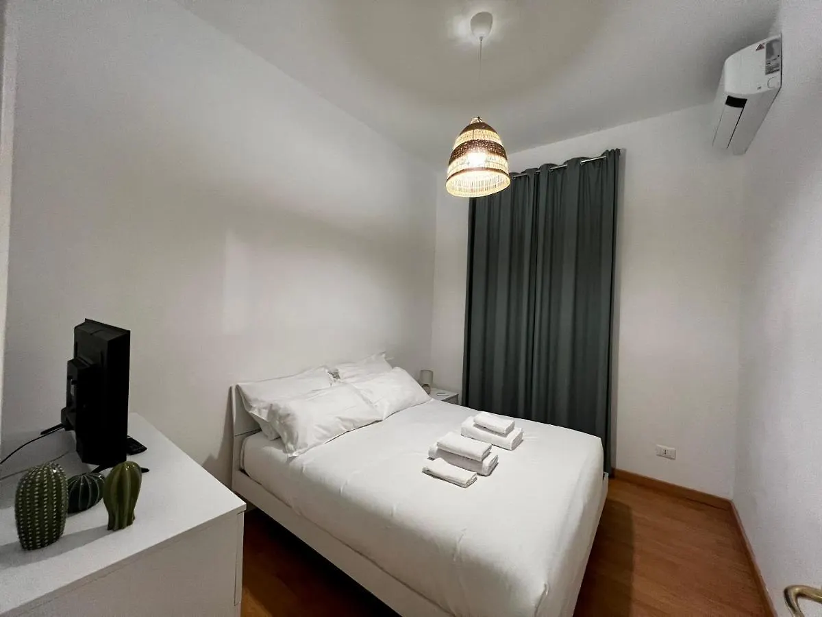 Conte Rosso Apartment Ρώμη