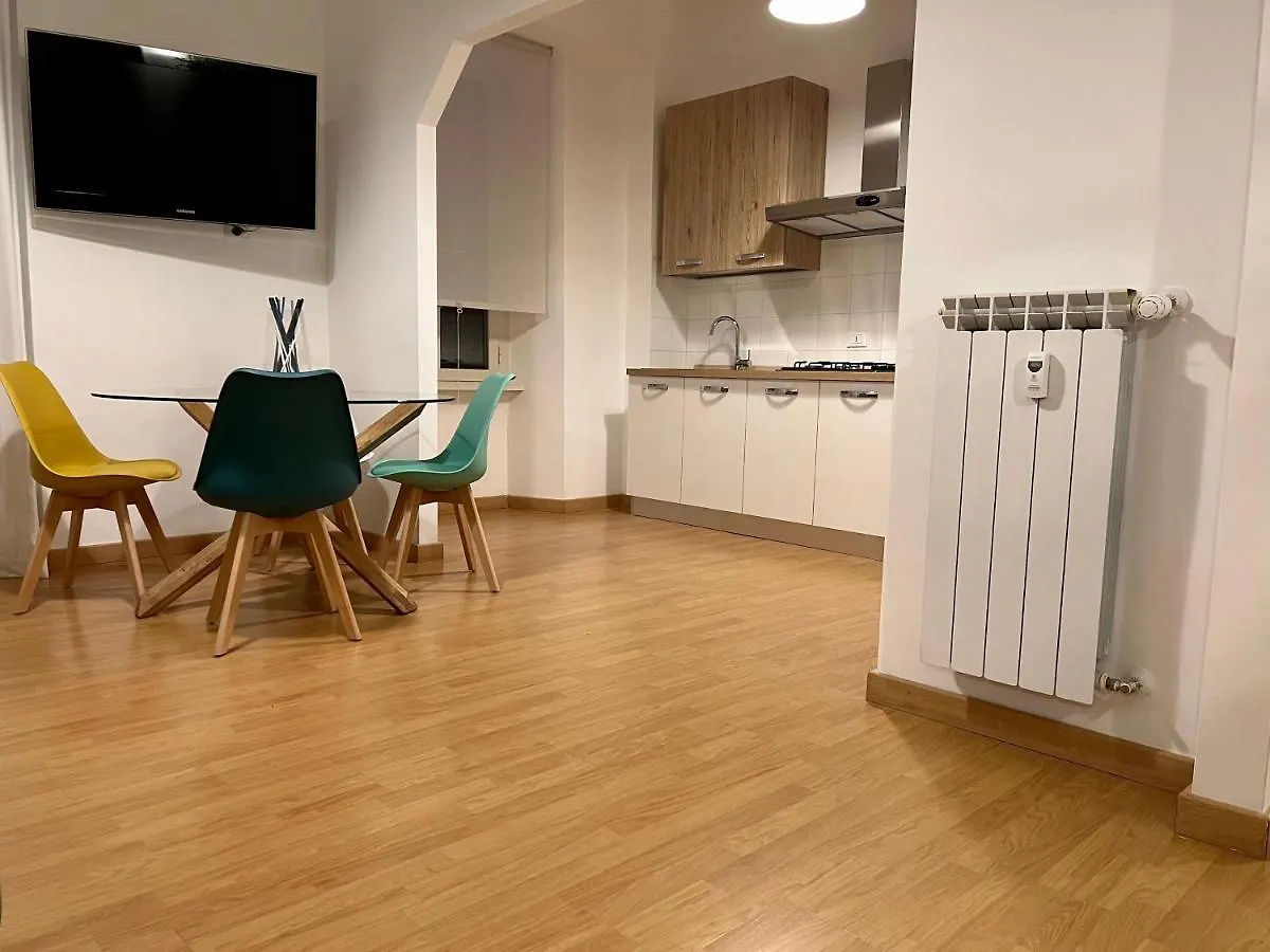 Conte Rosso Apartment Ρώμη Ιταλία