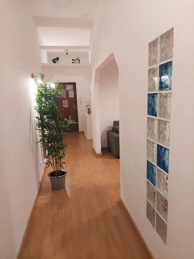 Conte Rosso Apartment Rzym Włochy